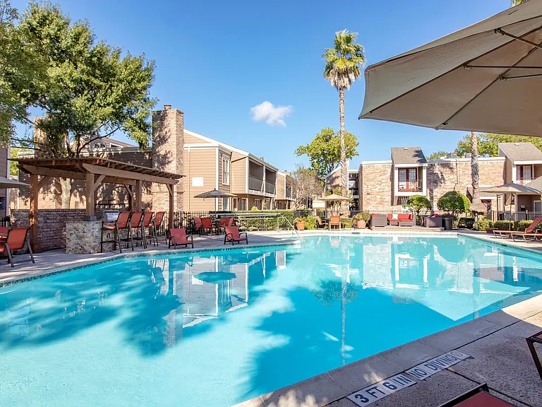 Modern Resort-Style Apartment Home with Pool Amenities photo 13