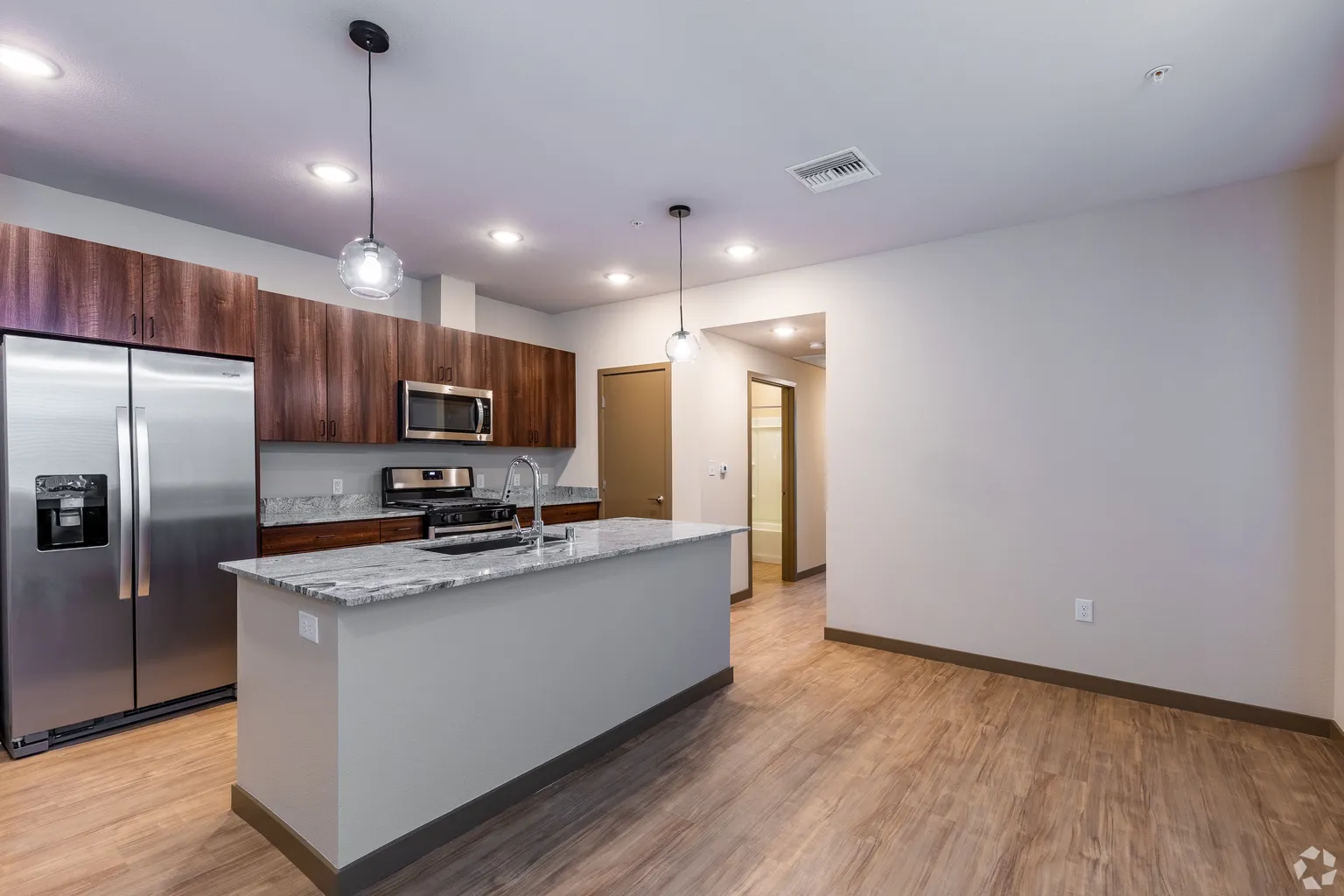 Modern Texas Apartments — Contemporary Kitchens & Fitness Center photo 2
